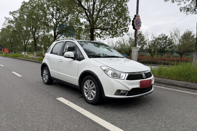 Used Suzuki SX4 2013 1.6L Automatic CoolRide Model Exterior 3