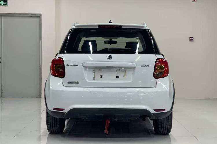 Used Suzuki SX4 2013 1.6L Manual CoolRide Model Exterior 4