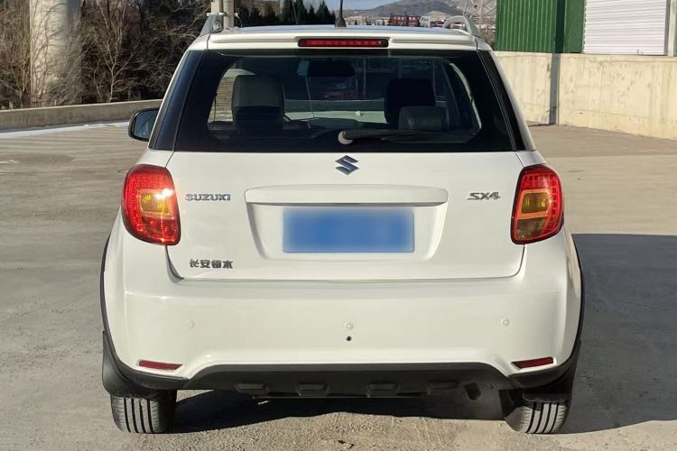 Used Suzuki SX4 2013 1.6L Automatic CoolRide Model Exterior 4