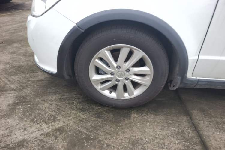 Used Suzuki SX4 2013 1.6L Automatic CoolRide Model Exterior 4