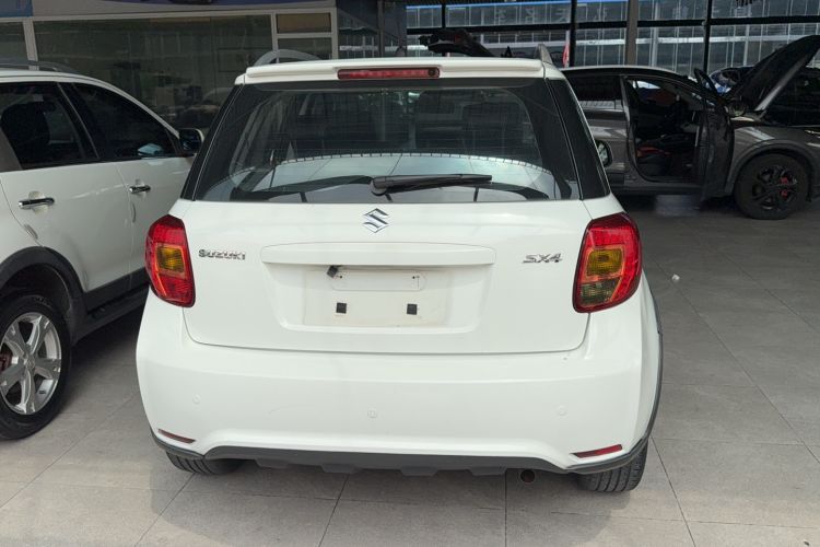 Used Suzuki SX4 2013 1.6L Automatic CoolRide Model Exterior 4