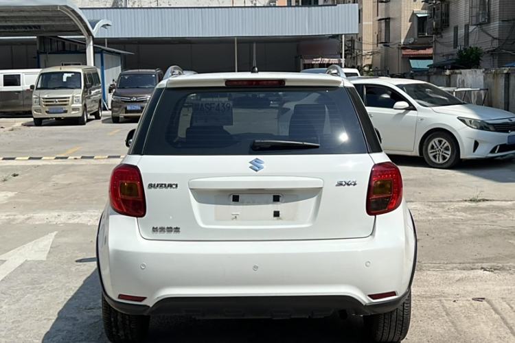 Used Suzuki SX4 2013 1.6L Automatic CoolRide Model Exterior 4