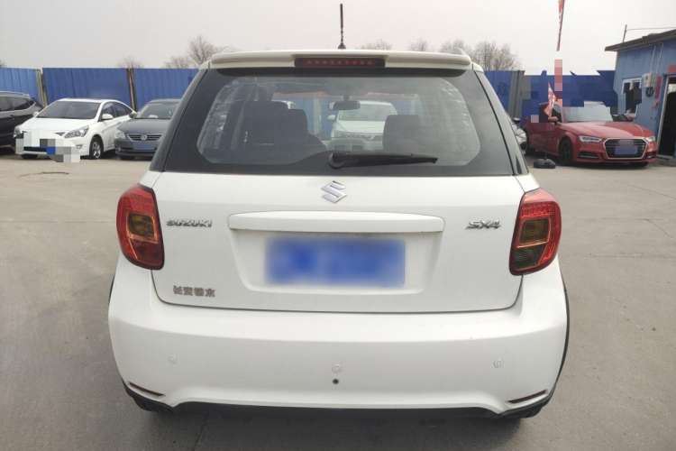 Used Suzuki SX4 2013 1.6L Automatic CoolRide Model Exterior 4