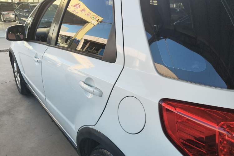 Used Suzuki SX4 2013 1.6L Manual CoolRide Model Exterior 5