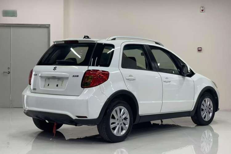 Used Suzuki SX4 2013 1.6L Manual CoolRide Model Exterior 5