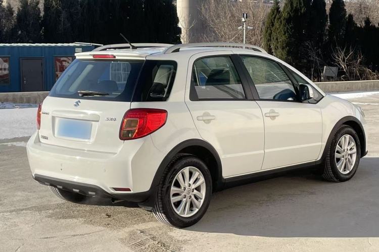 Used Suzuki SX4 2013 1.6L Automatic CoolRide Model Exterior 5