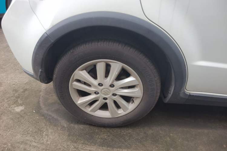 Used Suzuki SX4 2013 1.6L Automatic CoolRide Model Exterior 5