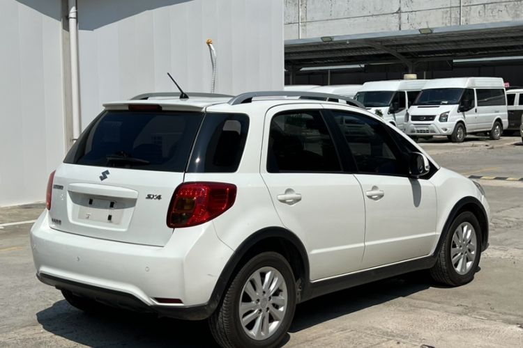 Used Suzuki SX4 2013 1.6L Automatic CoolRide Model Exterior 5