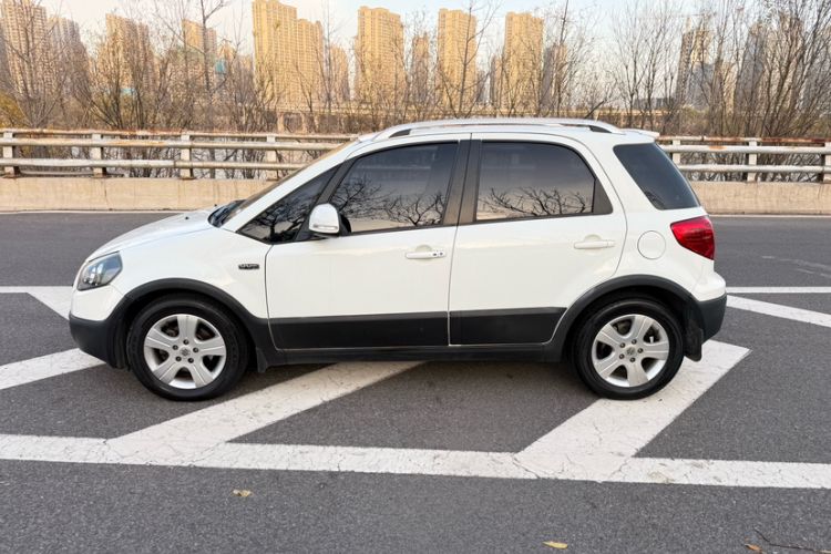 Used Suzuki SX4 2013 Koleos 1.6L Automatic 20th Anniversary 3G Smart Edition Exterior 5