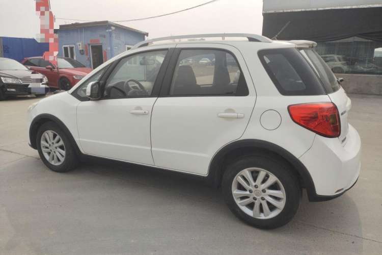 Used Suzuki SX4 2013 1.6L Automatic CoolRide Model Exterior 5