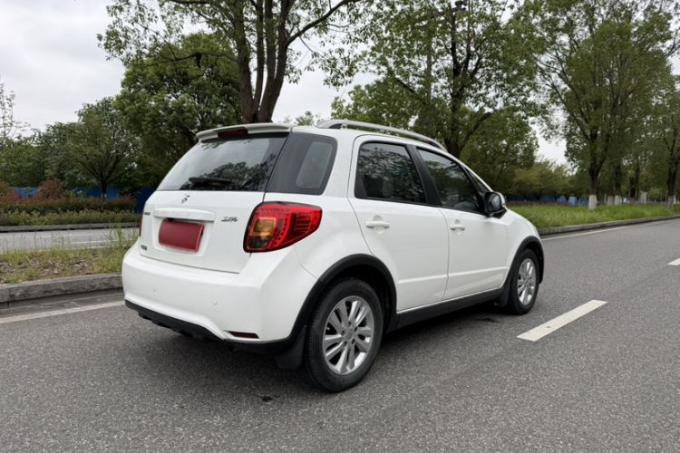 Used Suzuki SX4 2013 1.6L Automatic CoolRide Model Exterior 6