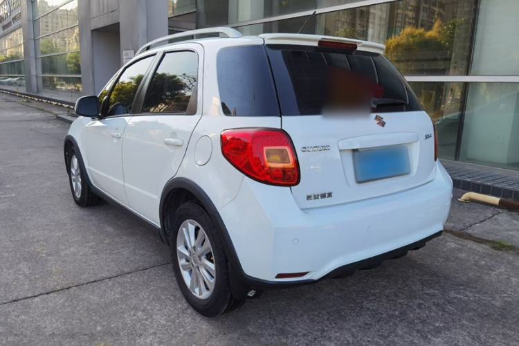 Used Suzuki SX4 2013 1.6L Manual CoolRide Model Exterior 9