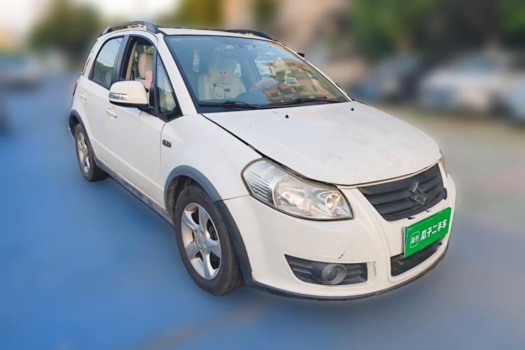Used Suzuki SX4 2013 1.6L Automatic CoolRide Model Front Right 45 Deg