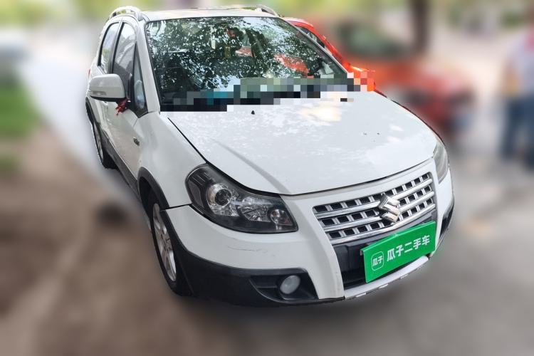 Used Suzuki SX4 2013 1.6L Manual CoolRide Model Front Right 45 Deg