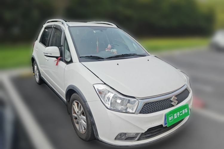 Used Suzuki SX4 2013 1.6L Automatic CoolRide Model Front Right 45 Deg