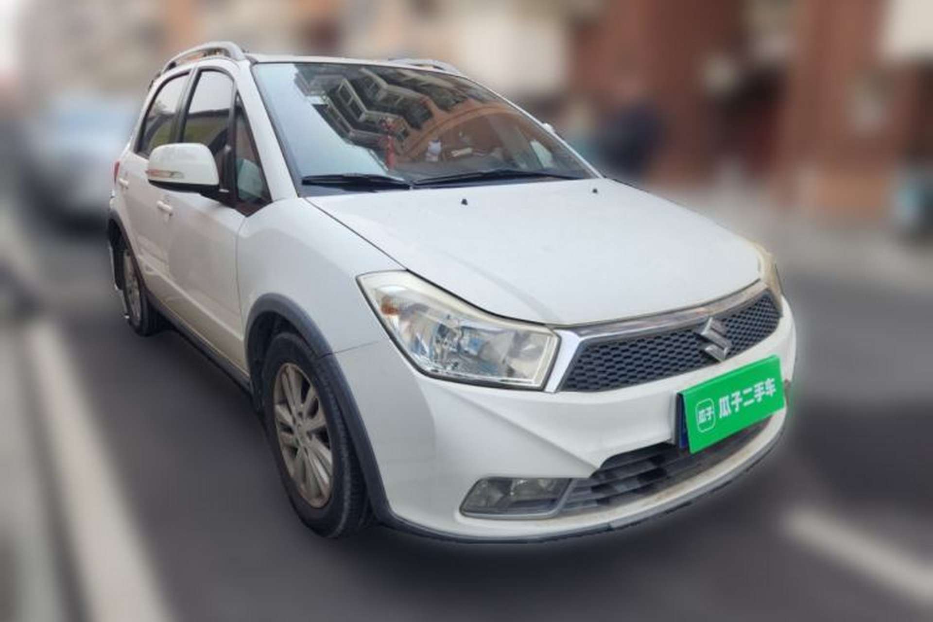 Used Suzuki SX4 2013 1.6L Automatic CoolRide Model Front Right 45 Deg