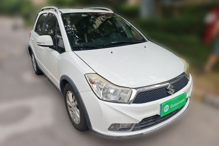Used Suzuki SX4 2013 1.6L Automatic CoolRide Model Front Right 45 Deg