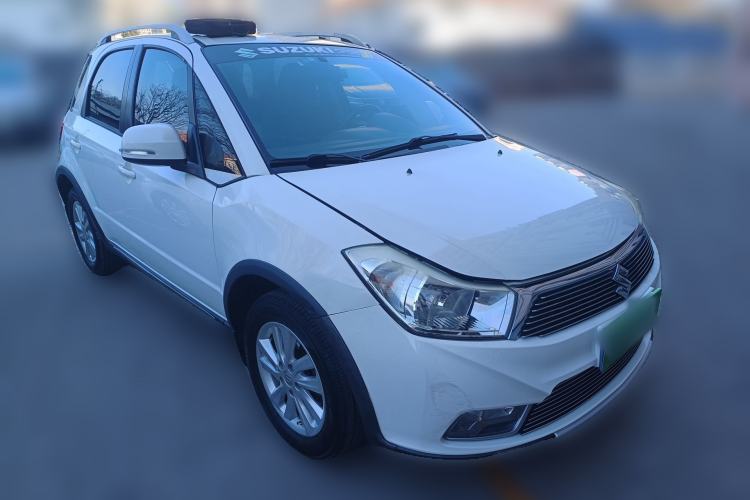 Used Suzuki SX4 2013 1.6L Automatic CoolRide Model Front Right 45 Deg