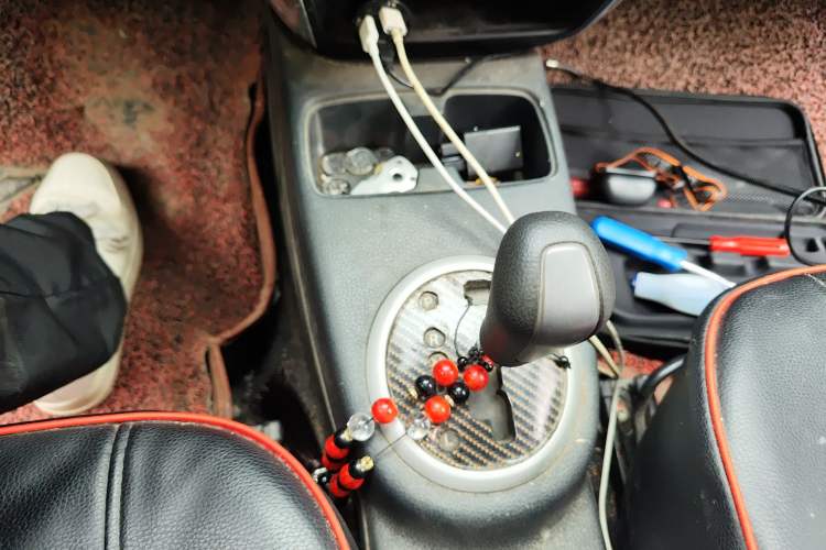 Used Suzuki SX4 2013 1.6L Automatic CoolRide Model Gear Lever