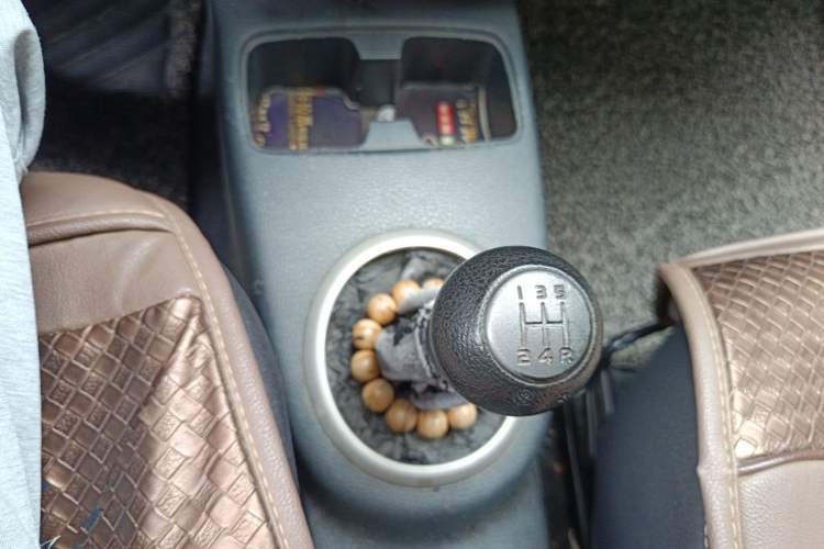 Used Suzuki SX4 2013 1.6L Manual CoolRide Model Gear Lever