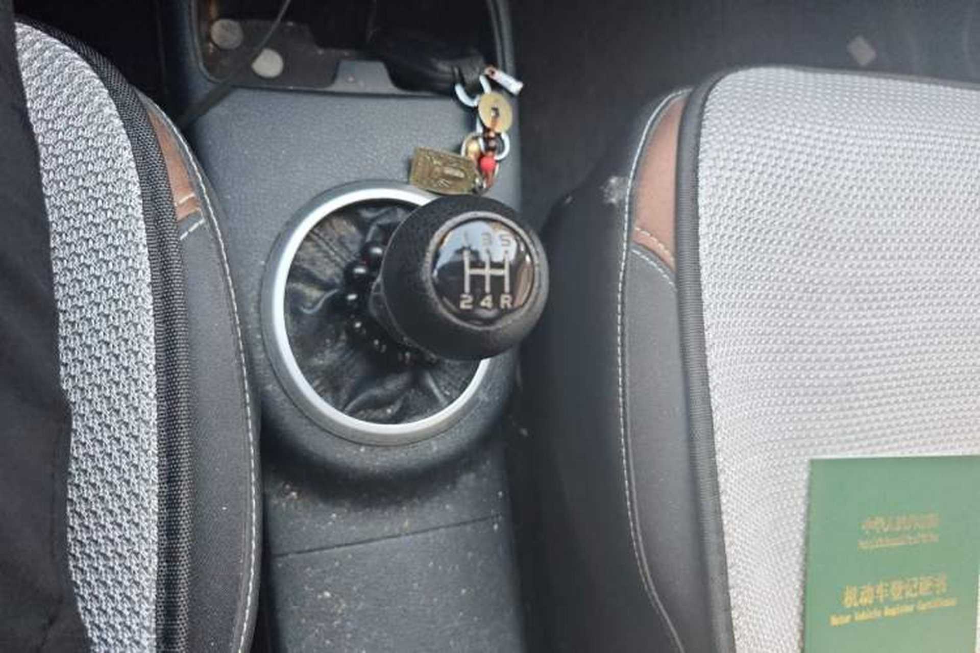 Used Suzuki SX4 2013 1.6L Manual CoolRide Model Gear Lever