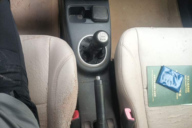 Used Suzuki SX4 2013 1.6L Manual CoolRide Model Gear Lever