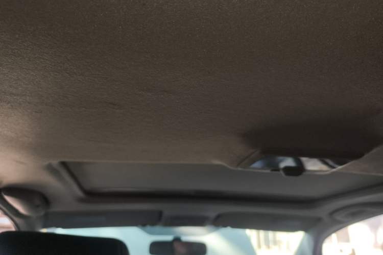 Used Suzuki SX4 2013 Koleos 1.6L Automatic 20th Anniversary 3G Smart Edition Headliner