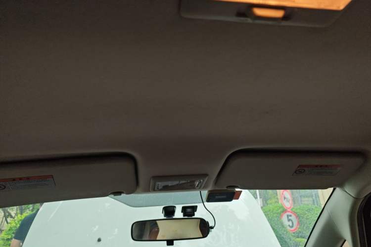 Used Suzuki SX4 2013 1.6L Automatic CoolRide Model Headliner