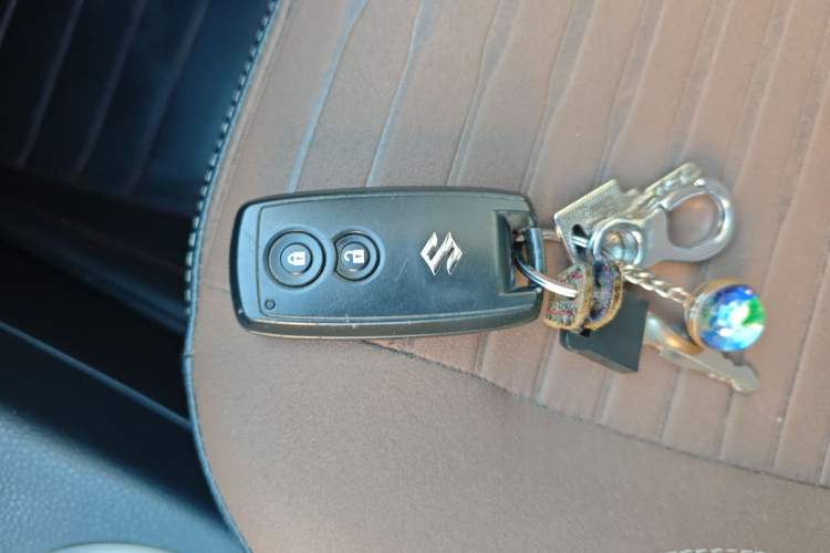 Used Suzuki SX4 2013 Koleos 1.6L Manual Sport Version Interior 1