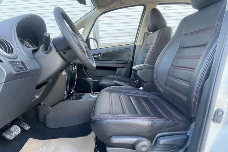 Used Suzuki SX4 2013 1.6L Automatic CoolRide Model Interior 2
