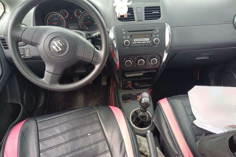 Used Suzuki SX4 2013 1.6L Manual CoolRide Model Interior 2