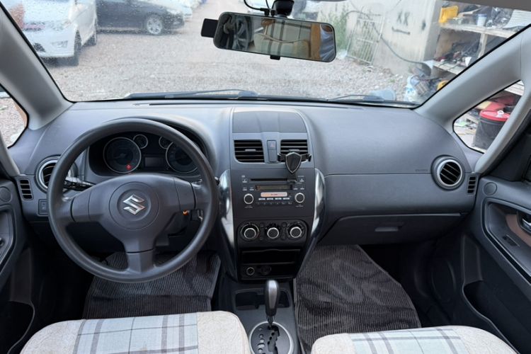 Used Suzuki SX4 2013 1.6L Automatic CoolRide Model Interior 3