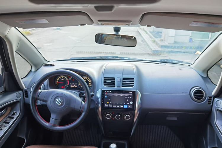 Used Suzuki SX4 2013 1.6L Manual CoolRide Model Interior 5
