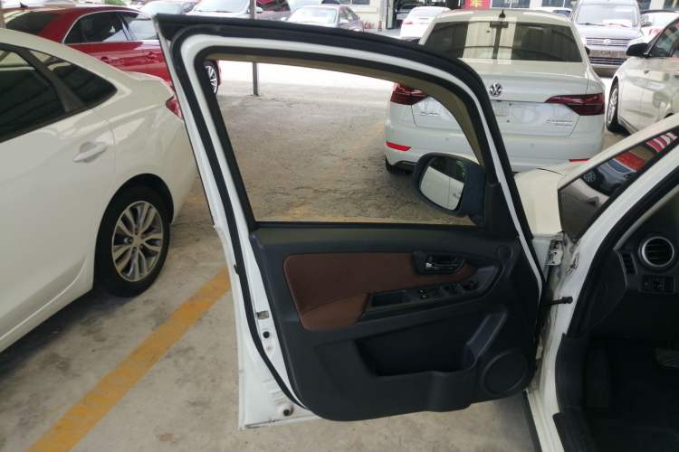 Used Suzuki SX4 2013 1.6L Automatic CoolRide Model Left Front Door Interior