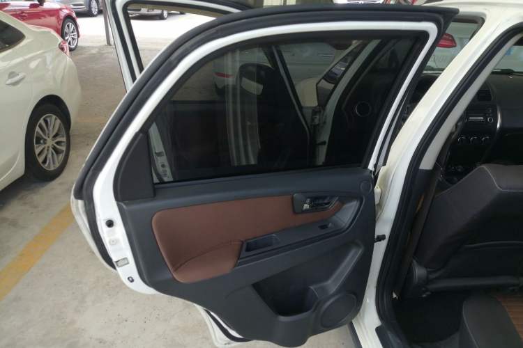 Used Suzuki SX4 2013 1.6L Automatic CoolRide Model Left Rear Door Interior