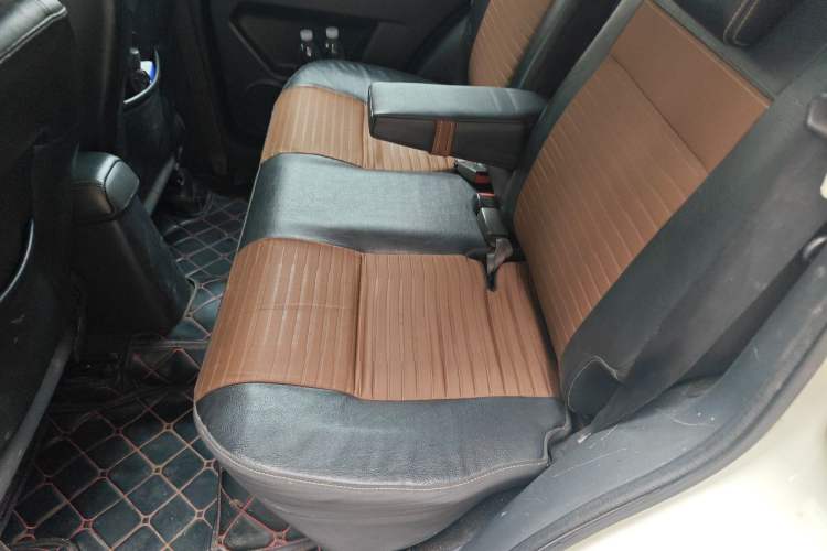 Used Suzuki SX4 2013 Koleos 1.6L Automatic Sport Model Left Rear Seat