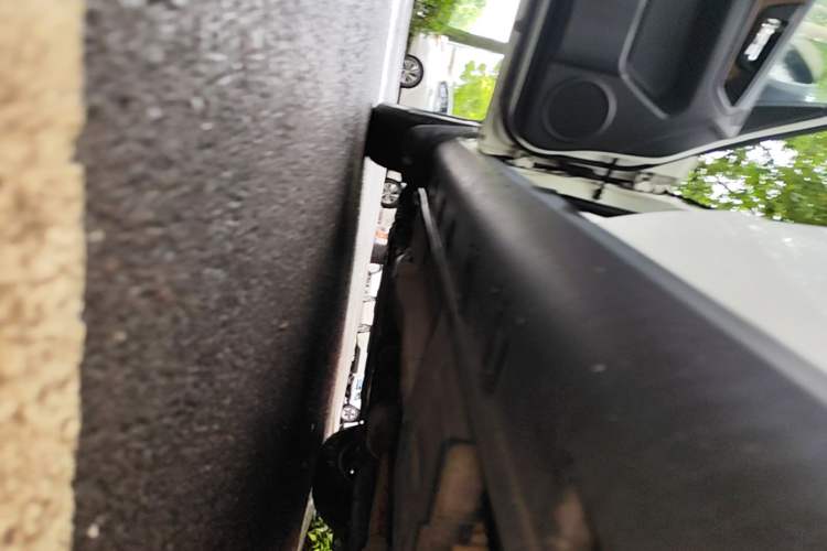 Used Suzuki SX4 2013 1.6L Manual CoolRide Model Left Side Sill