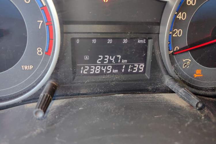 Used Suzuki SX4 2013 1.6L Manual CoolRide Model Odometer Close Up