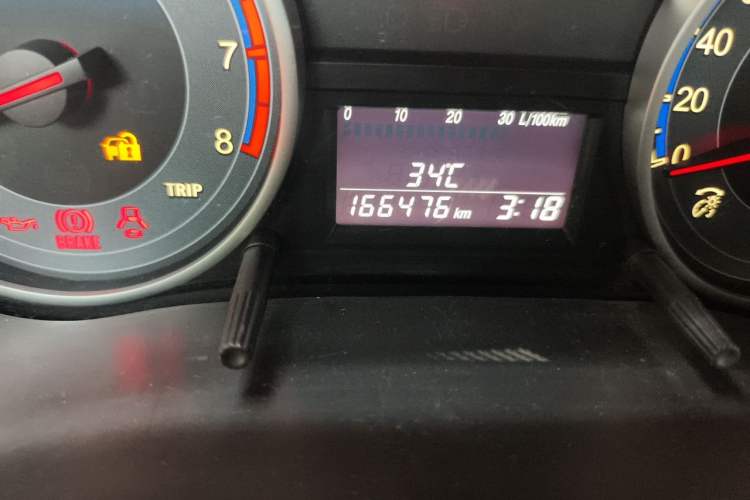 Used Suzuki SX4 2013 1.6L Manual CoolRide Model Odometer Close Up