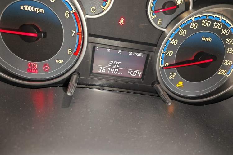 Used Suzuki SX4 2013 1.6L Manual CoolRide Model Odometer Close Up