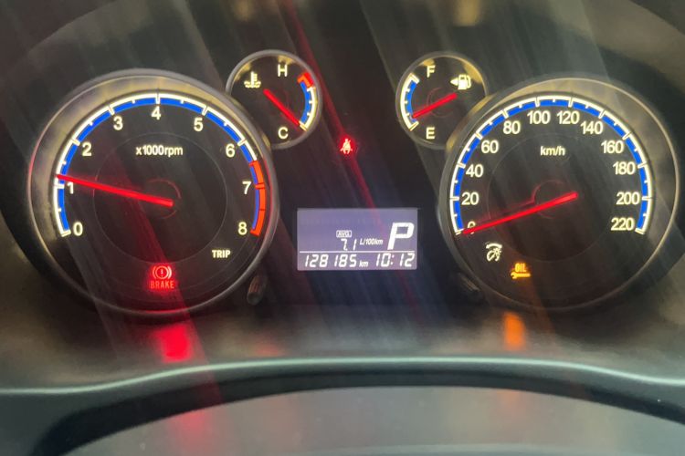 Used Suzuki SX4 2013 1.6L Automatic CoolRide Model Odometer Close Up