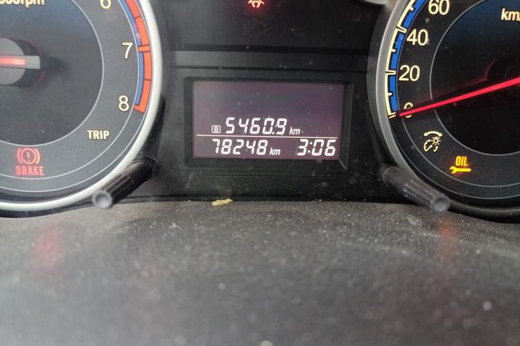 Used Suzuki SX4 2013 1.6L Manual CoolRide Model Odometer Close Up
