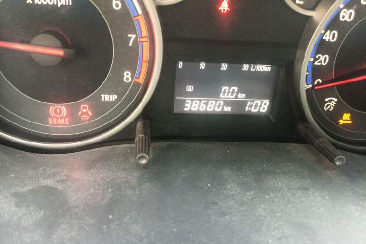 Used Suzuki SX4 2013 1.6L Manual CoolRide Model Odometer Close Up