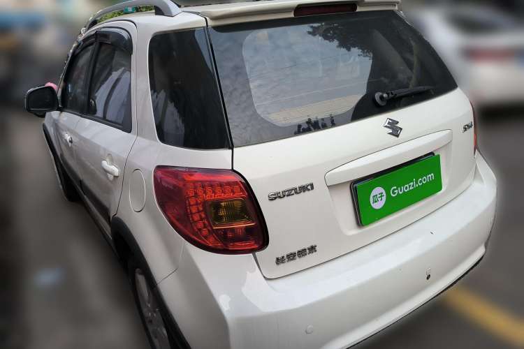 Used Suzuki SX4 2013 1.6L Automatic CoolRide Model Rear Left 45 Deg