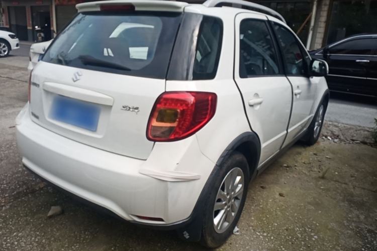 Used Suzuki SX4 2013 1.6L Automatic CoolRide Model Rear Right 45 Deg