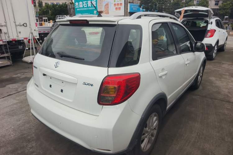 Used Suzuki SX4 2013 1.6L Automatic CoolRide Model Rear Right 45 Deg