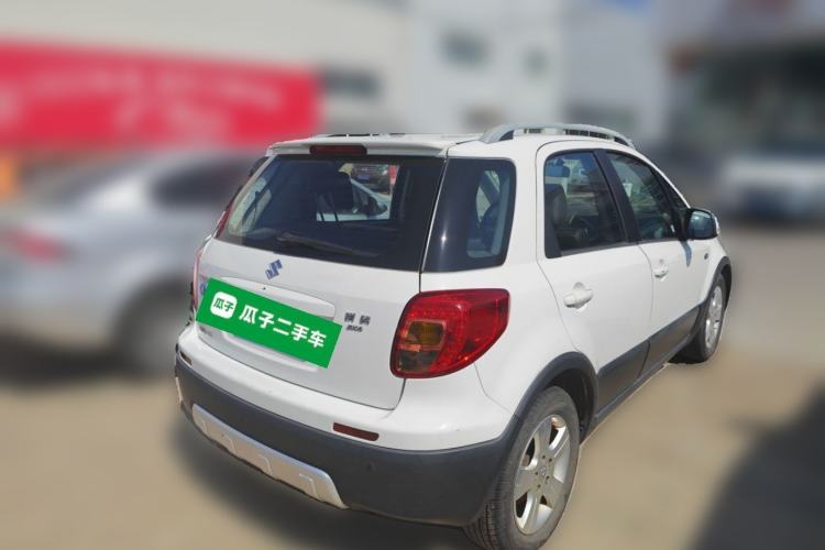 Used Suzuki SX4 2013 Koleos 1.6L Manual Sport Version Rear Right 45 Deg