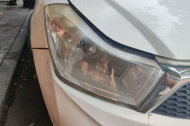 Used Suzuki SX4 2013 1.6L Manual CoolRide Model Right Front Headlight