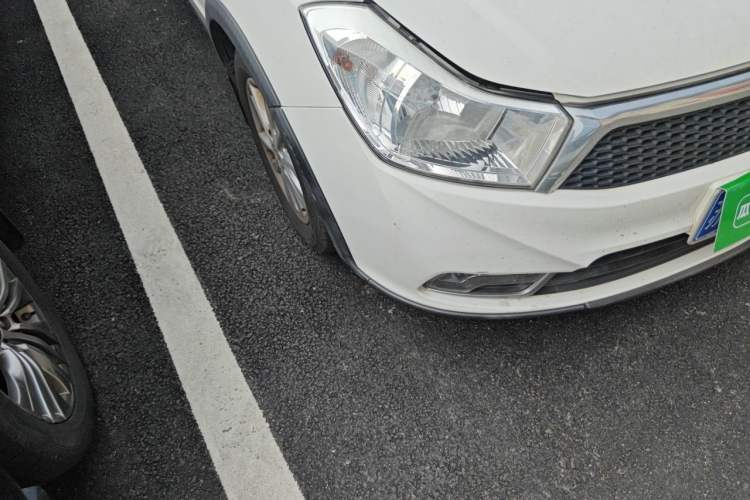 Used Suzuki SX4 2013 1.6L Automatic CoolRide Model Right Front Headlight