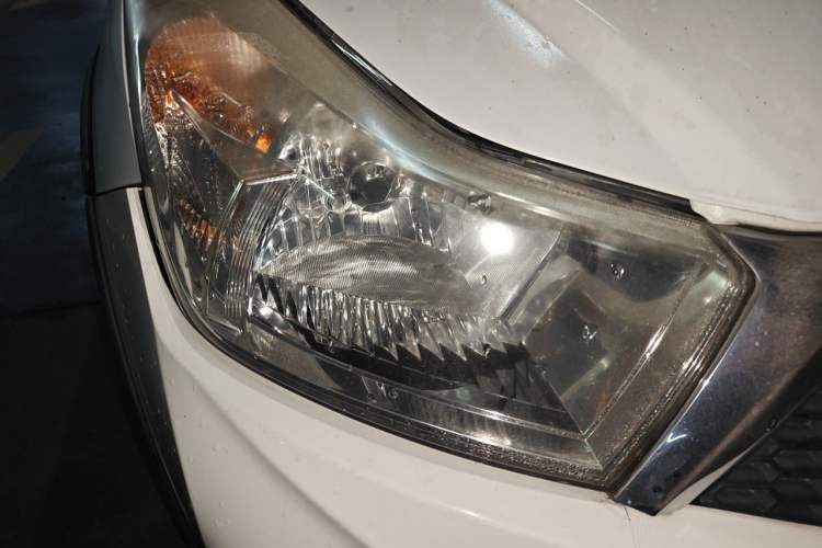 Used Suzuki SX4 2013 1.6L Manual CoolRide Model Right Front Headlight